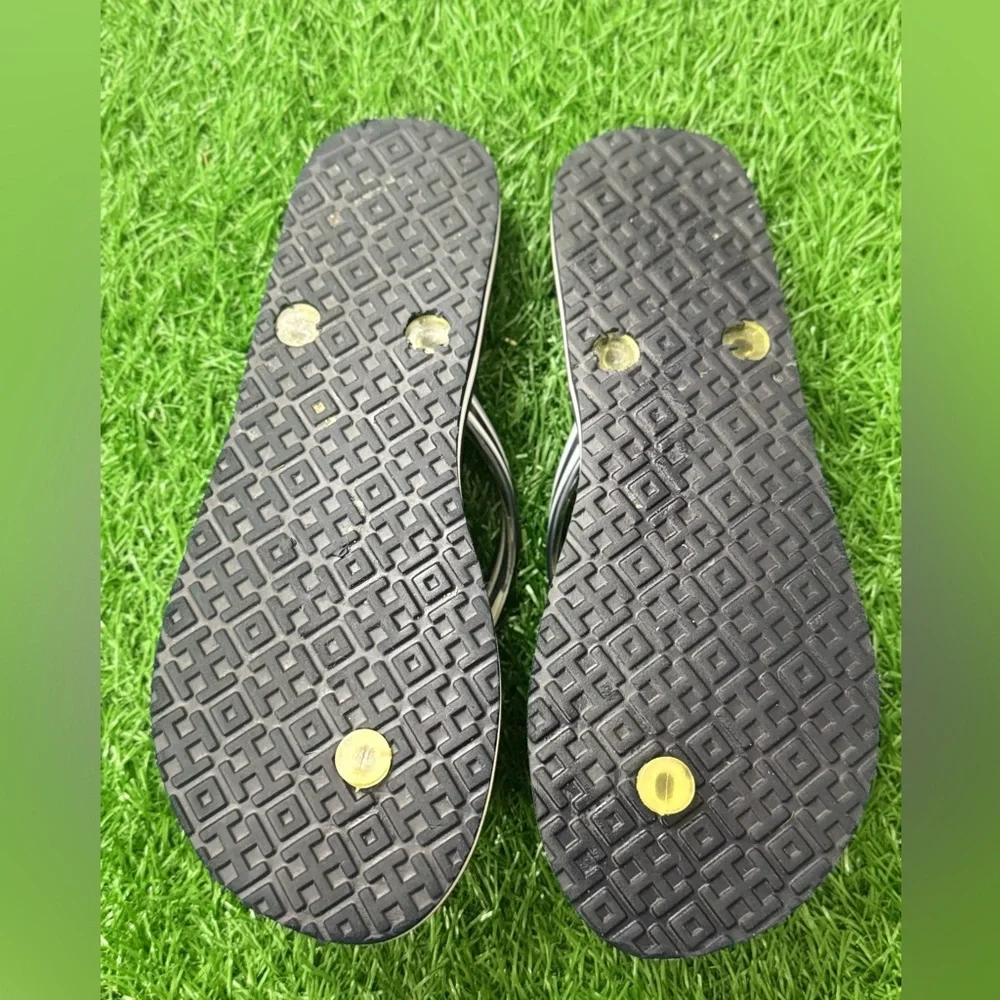 Tory Burch Black and Gold Flip Flops Size 5.5/6‎